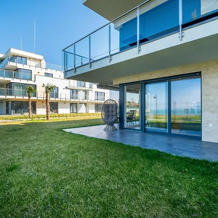 Myflat Sunset Beach77 Premium Apartamento *